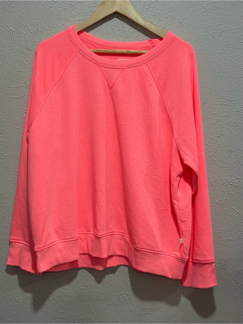 Lou & Grey Coral Pink Raglan Pullover Sweatshirt
